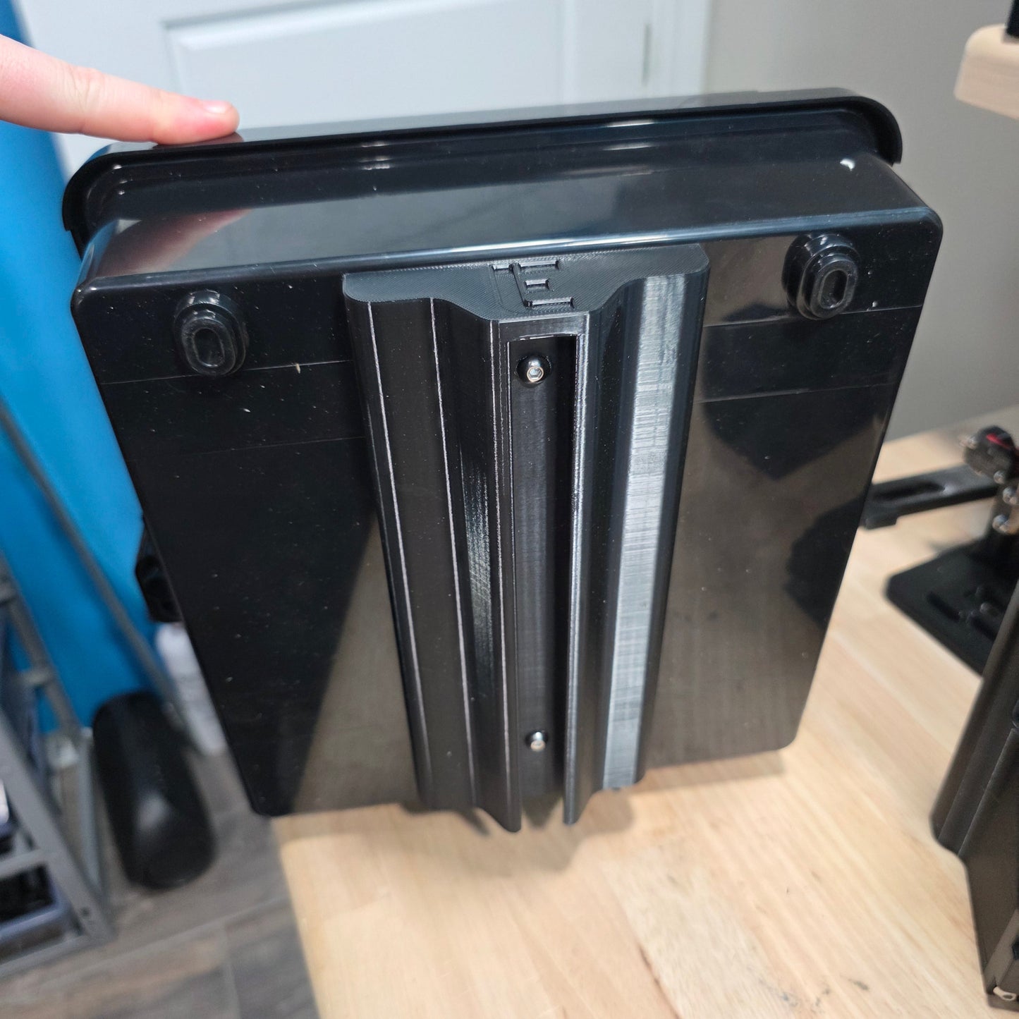 U-Post Enclosure Mount